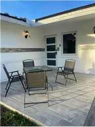 Propiedad de alquiler con 4 dormitorios y 2.5 baños en BOCA RATON