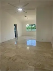 Propiedad de alquiler con 4 dormitorios y 2.5 baños en BOCA RATON