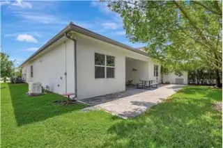 Propiedad de alquiler con 4 dormitorios y 3.5 baños en LAKE WORTH BEACH