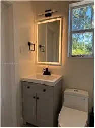 Propiedad en alquiler con 3 dormitorios y 2 baños en HOLLYWOOD