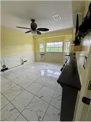 Propiedad en alquiler con 3 dormitorios y 2.5 baños en Miami