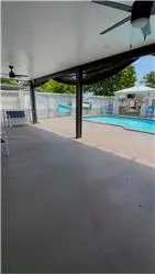Propiedad en alquiler con 3 dormitorios y 2.5 baños en Miami
