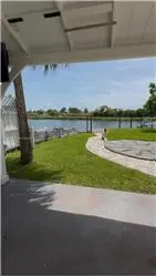 Propiedad en alquiler con 3 dormitorios y 2.5 baños en Miami