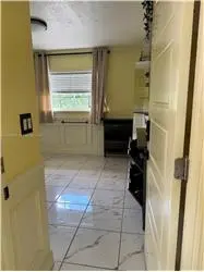 Propiedad en alquiler con 3 dormitorios y 2.5 baños en Miami