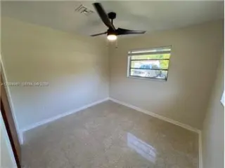 Propiedad en alquiler con 4 dormitorios y 2 baños en Miami