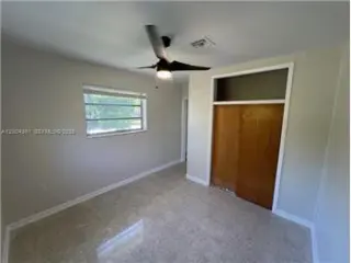 Propiedad en alquiler con 4 dormitorios y 2 baños en Miami