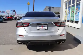 2022 Nissan Maxima SV