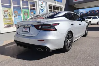 2022 Nissan Maxima SV
