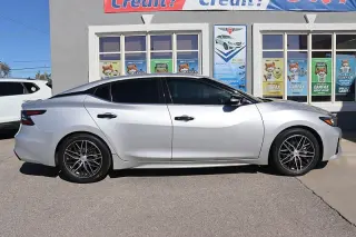 2022 Nissan Maxima SV