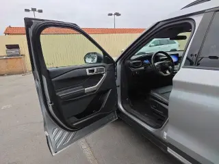 Ford Explorer 2023 AWD XLT 4dr SUV