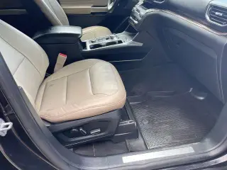 Ford Explorer 2020 AWD Limited 4dr SUV