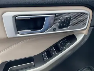 Ford Explorer 2020 AWD Limited 4dr SUV