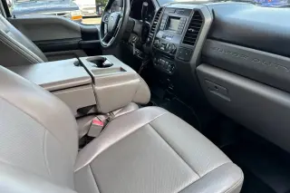 Ford F-250 Super Duty 2018 4x4 XLT 4dr Crew Cab 8 ft. LB Pickup