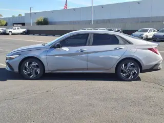 Hyundai ELANTRA Hybrid 2025 SEL Sport 4dr Sedan