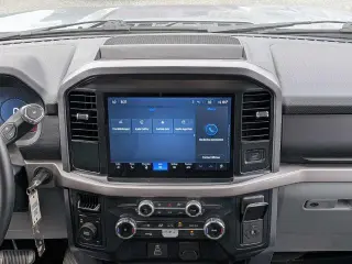 Ford F-150 2025 4x4 XLT 4dr SuperCrew 5.5 ft. SB