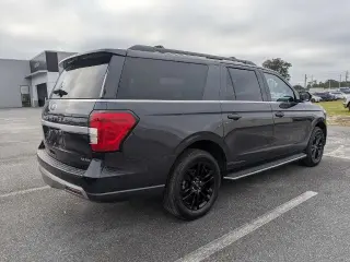Ford Expedition MAX 2022 4x4 XLT SUV de 4 puertas