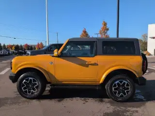 Ford Bronco 2022 4x4 Outer Banks 2dr SUV