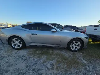 Ford Mustang 2024 EcoBoost 2dr Fastback