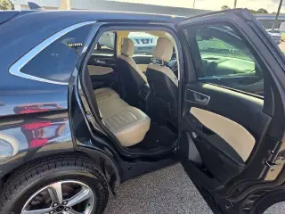 Ford Edge 2024 AWD SEL SUV 4 puertas