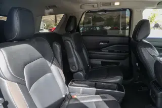 Nissan Pathfinder 2024 SL 4 SUV