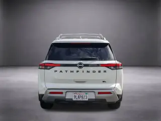 Nissan Pathfinder 2024 SL 4 SUV