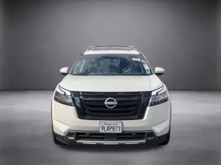 Nissan Pathfinder 2024 SL 4 SUV
