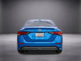 Nissan Sentra 2023 SR 4dr Sedán