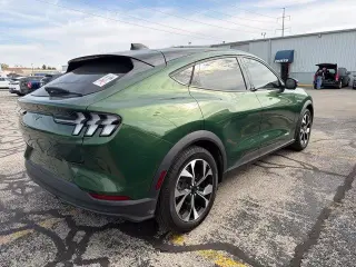 Ford Mustang Mach-E 2025 Select 4dr SUV