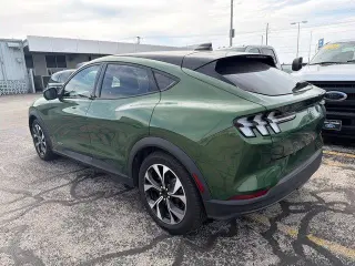 Ford Mustang Mach-E 2025 Select 4dr SUV