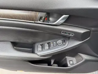 Honda Accord 2020 Touring 4dr Sedán