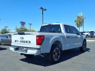 Ford F-150 2024 4x2 STX 4dr SuperCrew 5.5 ft. SB