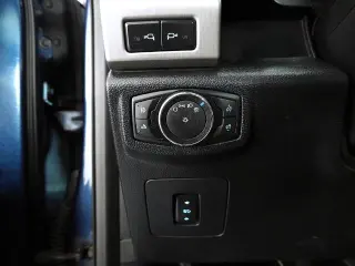 Ford F-150 2015 4x4 Platino 4dr SuperCrew 5.5 ft. SB