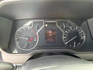 Toyota Tundra 2024 4x4 SR5 4dr CrewMax Cab Pickup SB
