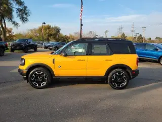 Ford Bronco Sport 2023 AWD Outer Banks SUV 4 puertas