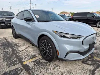 Ford Mustang Mach-E 2025 Premium 4dr SUV