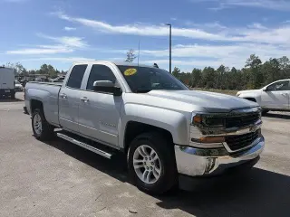 Chevrolet Silverado 1500 2016 4x2 LT 4puertas Cabina Doble 6.5 pies.
SB