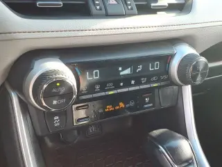 Toyota RAV4 Híbrido 2024 AWD Limited 4dr SUV
