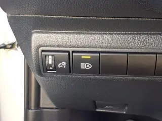 Toyota Corolla 2023 SE Sedán 4 puertas