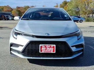 Toyota Corolla 2023 SE Sedán 4 puertas