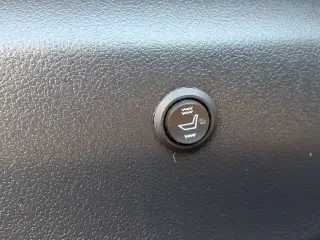 Toyota Corolla 2023 SE Sedán 4 puertas