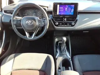 Toyota Corolla 2023 SE Sedán 4 puertas
