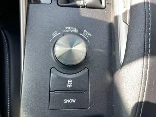 Lexus IS 350 2017 AWD 4dr Sedán