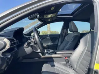 Lexus IS 350 2017 AWD 4dr Sedán
