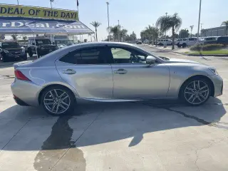 Lexus IS 350 2017 AWD 4dr Sedán