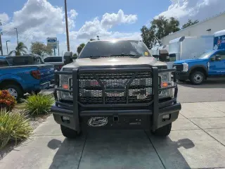 Ford F-250 Super Duty 2018 4x4 Lariat 4dr Crew Cab 6.8 ft. SB Pickup