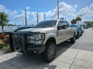 Ford F-250 Super Duty 2018 4x4 Lariat 4dr Crew Cab 6.8 ft. SB Pickup