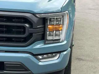 Ford F-150 2023 4x4 XLT 4dr SuperCrew 5.5 ft. SB