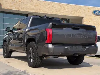 Toyota Tundra 2022 4x2 Platinum 4dr CrewMax Cab Pickup SB