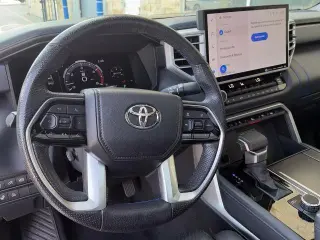 Toyota Tundra 2022 4x2 Platinum 4dr CrewMax Cab Pickup SB