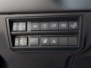 Toyota Tundra 2022 4x2 Platinum 4dr CrewMax Cab Pickup SB